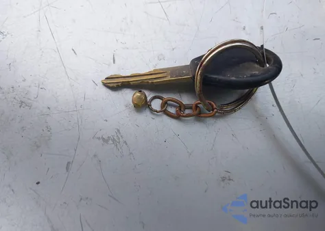 1997 Nissan Maxima Gle/Gxe/Se z USA, uszkodzony, nr VIN JN1CA21DXVT831618